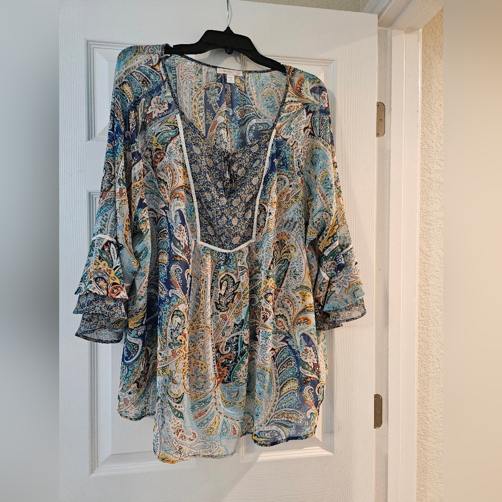 Westport Blue and Tan Graphic 3/4 Sleeve Blouse